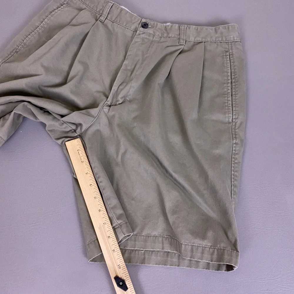 Club Room Shorts Men's Size 36 Pleated Chino Olive Green 100% Cotton Summer